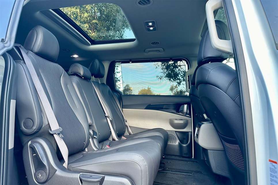 2025 Kia Carnival GT-Line Hybrid