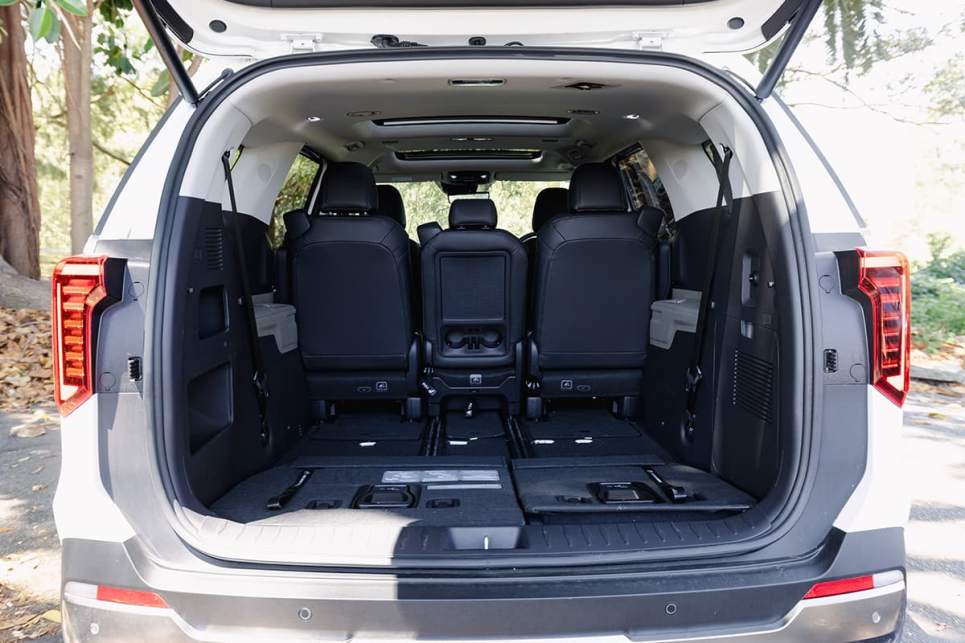 2025 Kia Carnival GT-Line Hybrid (Image: Dean McCartney)