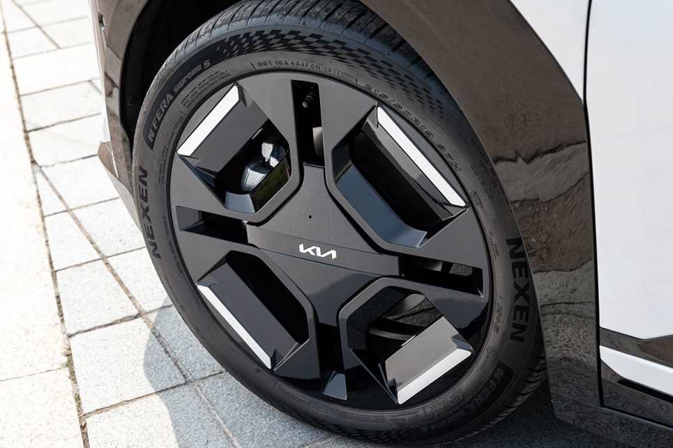 2025 Kia EV3 GT-line