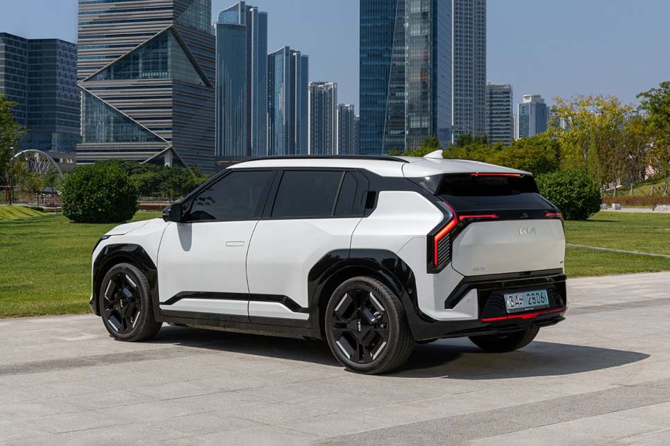 2025 Kia EV3 GT-line