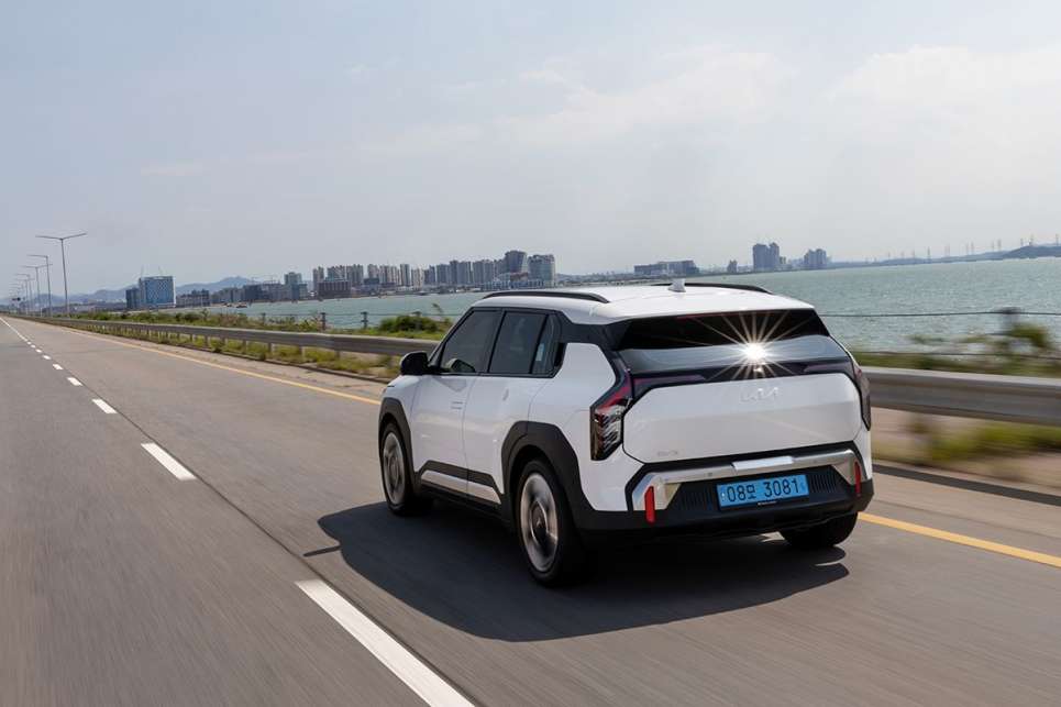 2025 Kia EV3 GT-line