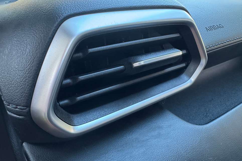 2025 MG ZS Essence Turbo