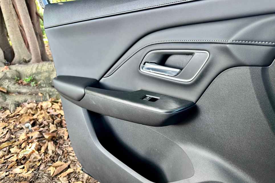 2025 MG ZS