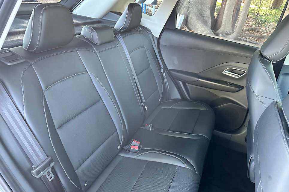 2025 MG ZS