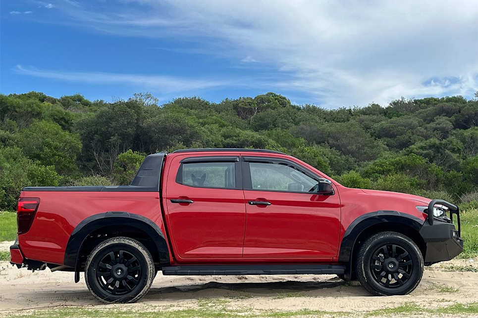 2025 Mazda BT-50 SP