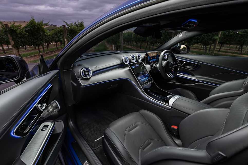 2025 Mercedes-AMG CLE 53.