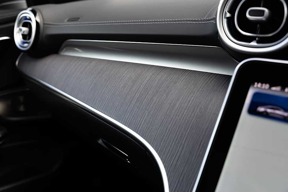 2025 Mercedes-AMG CLE 53.