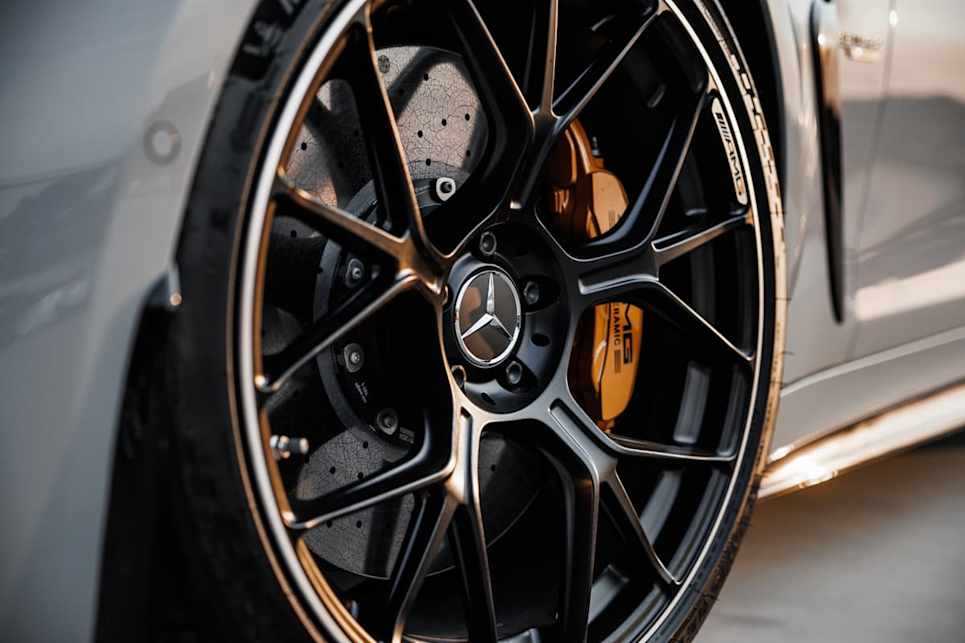 2025 Mercedes-Benz AMG GT63