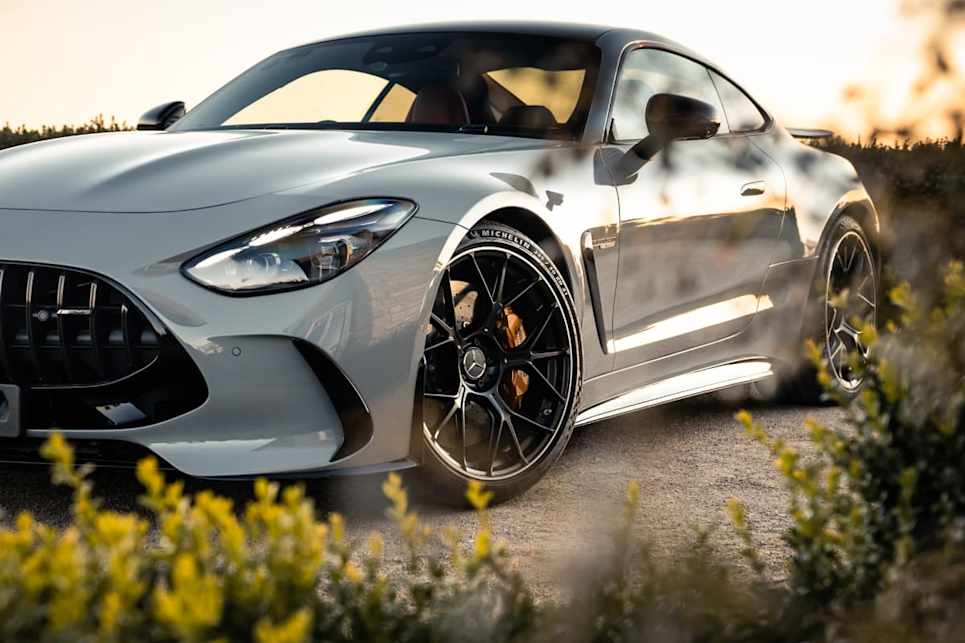 2025 Mercedes-Benz AMG GT63