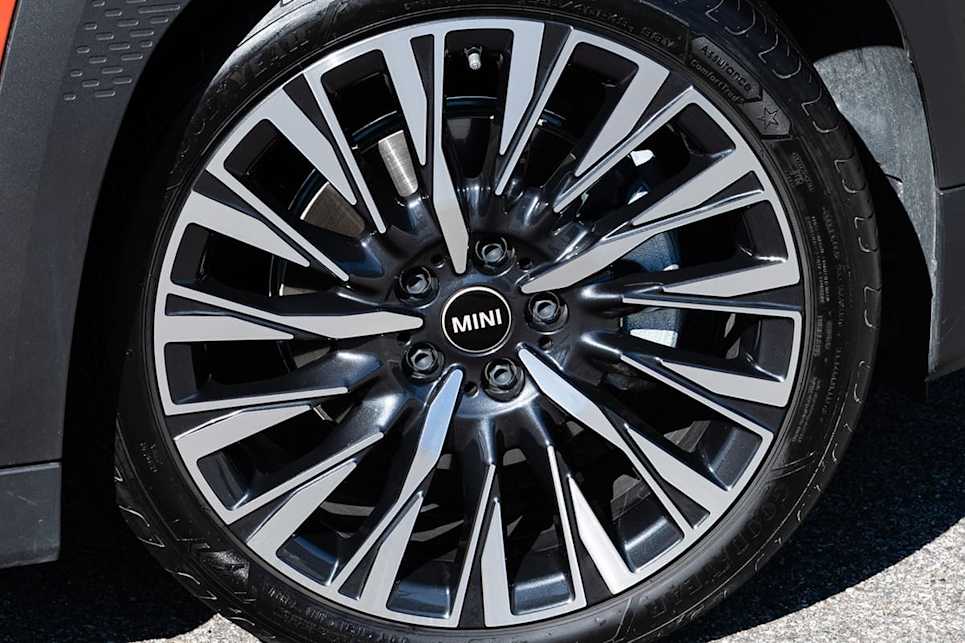 2025 Mini Aceman E