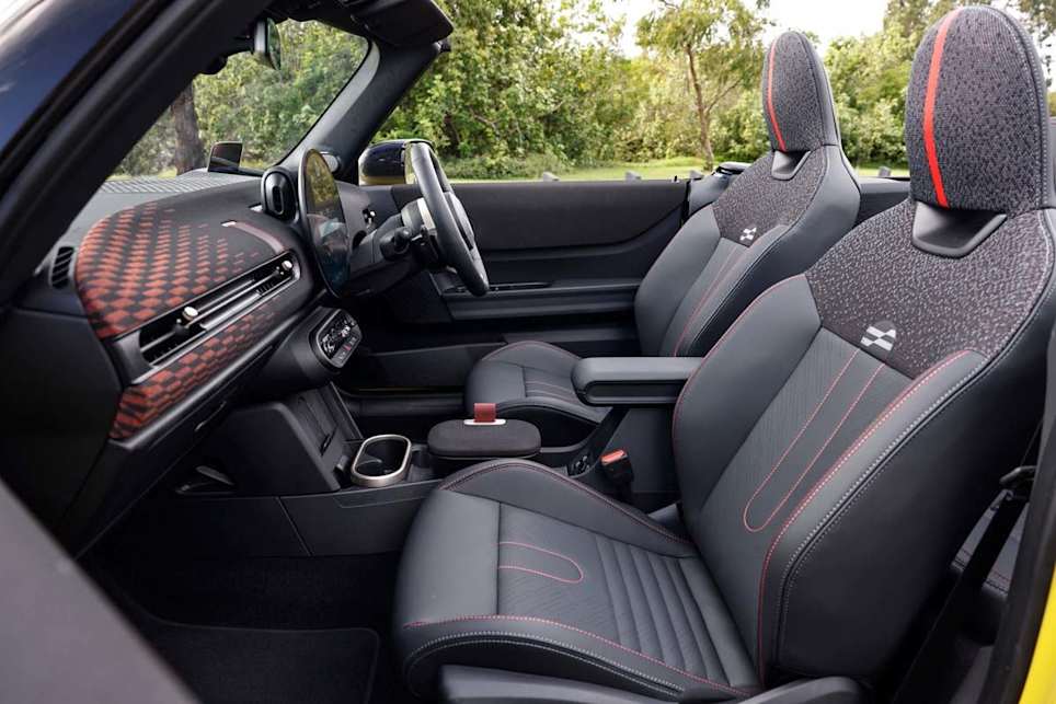 2025 Mini Convertible John Cooper Works