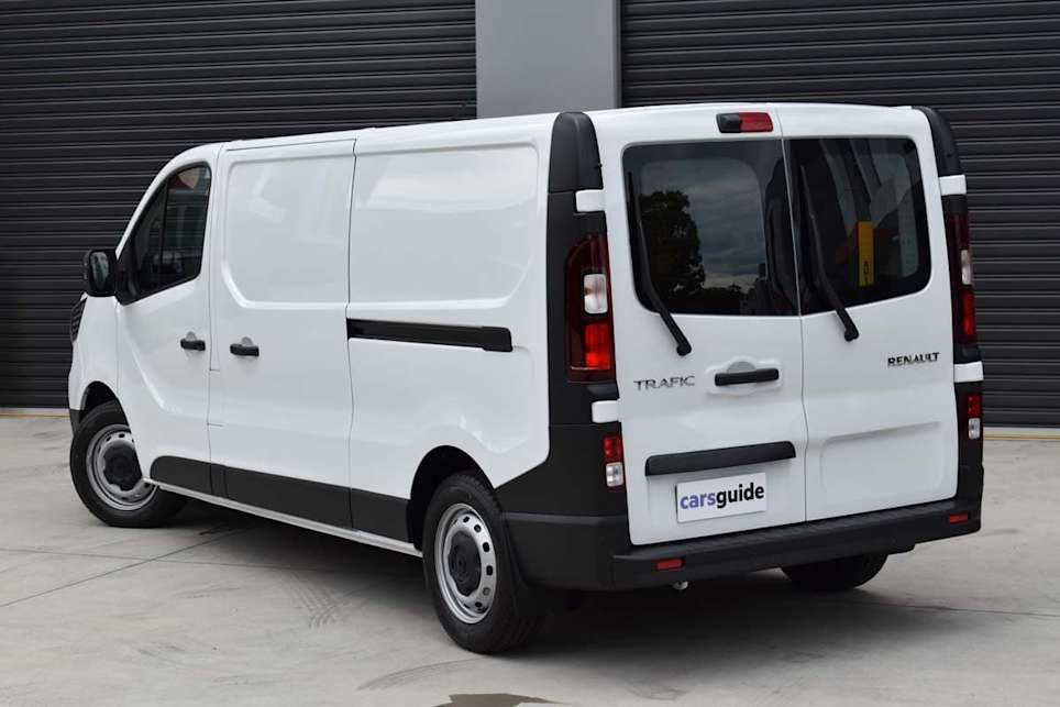 2025 Renault Trafic Pro LWB automatic