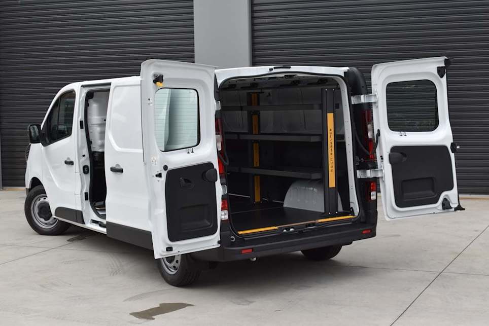 2025 Renault Trafic Pro LWB automatic