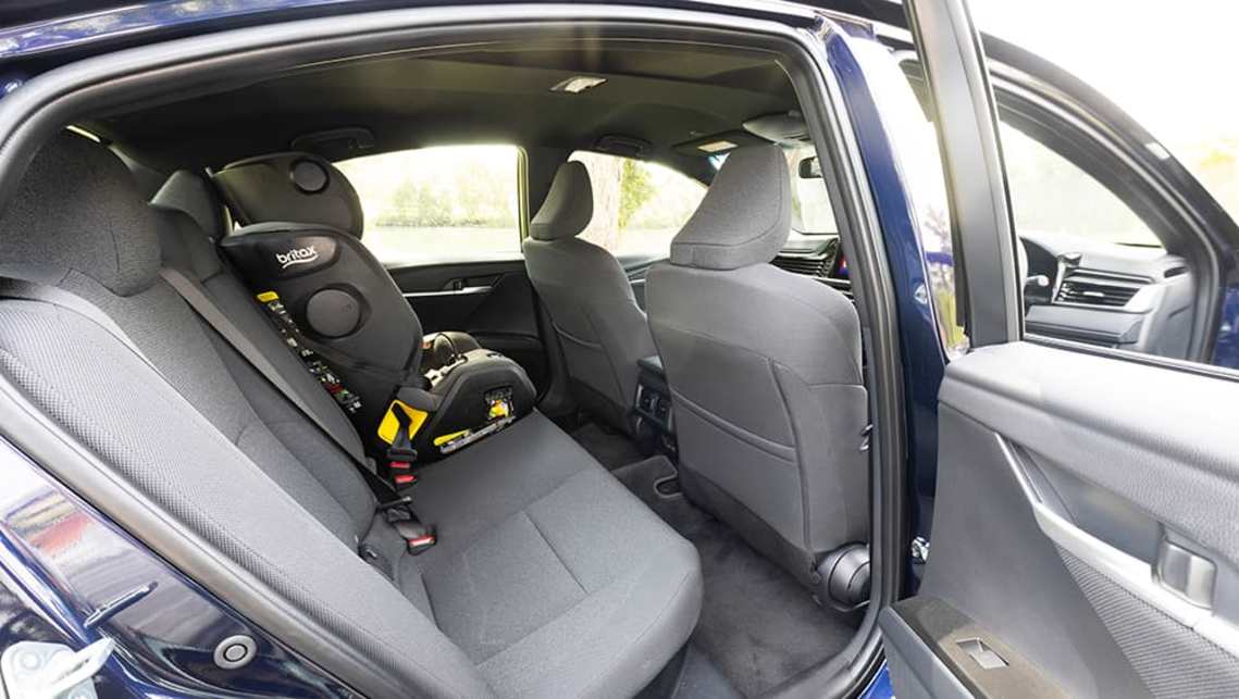 2025 Toyota Camry Ascent (image: Dean McCartney)
