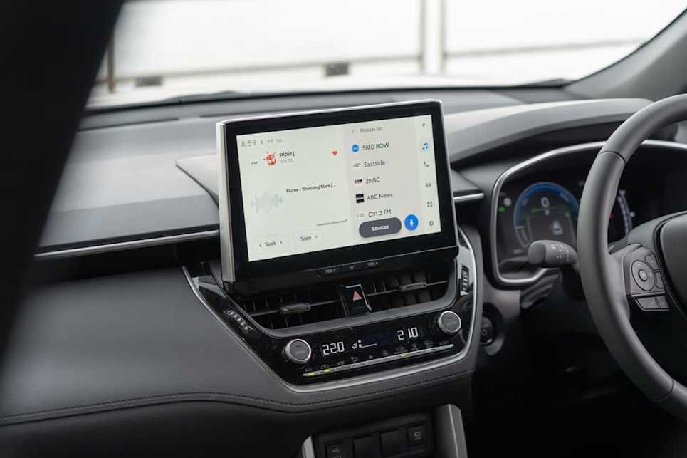 2025 Toyota Corolla Cross GXL Hybrid FWD (Image: Sam Rawlings)