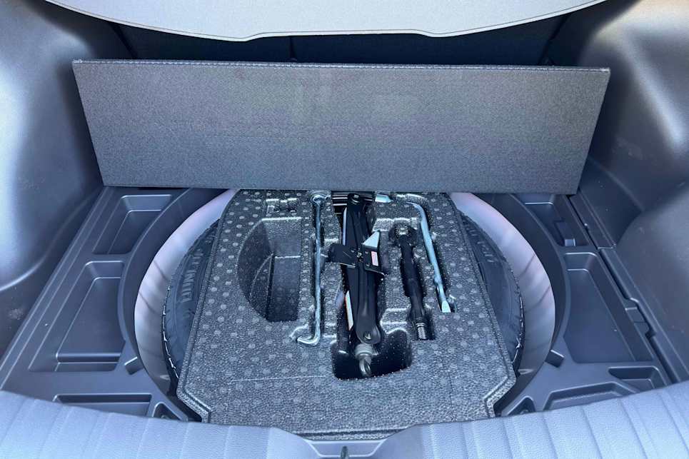 2025 Toyota Corolla Cross GXL Hybrid FWD