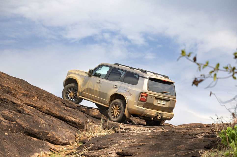 2025 Toyota LandCruiser Prado I Off-Road