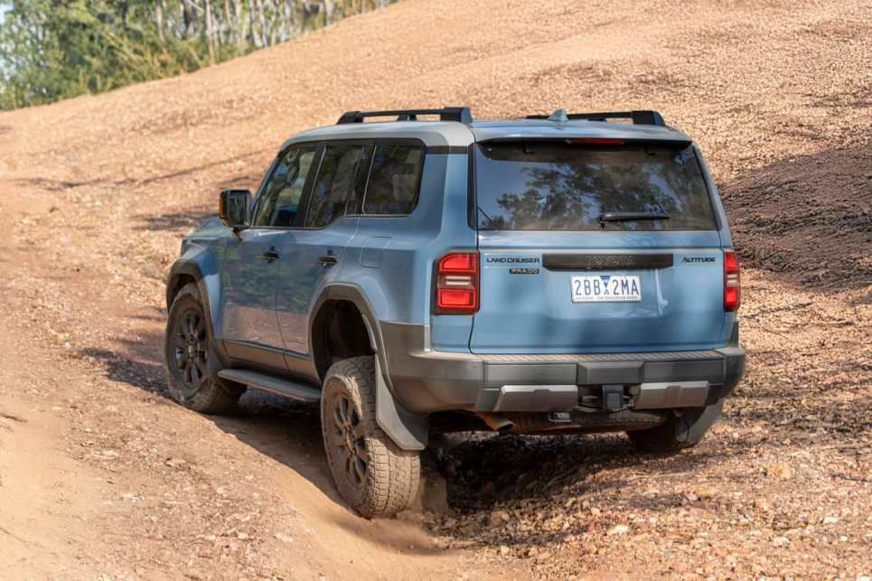 2025 Toyota LandCruiser Prado Altitude I Driving