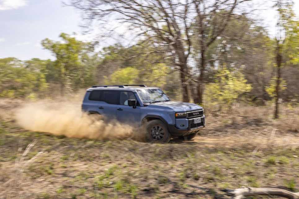 2025 Toyota LandCruiser Prado Altitude I Driving