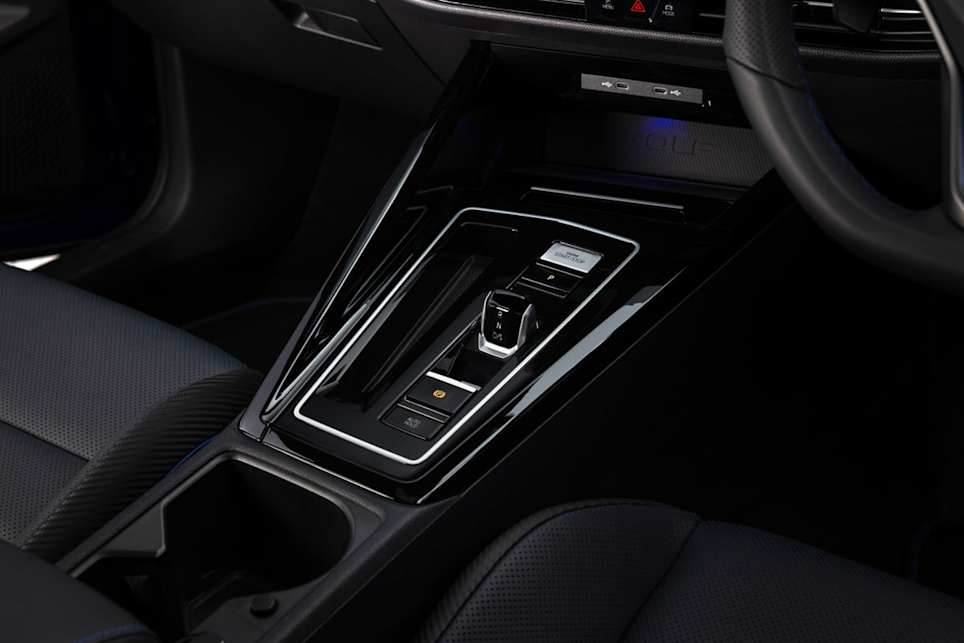 2025 Volkswagen Golf R Black Edition