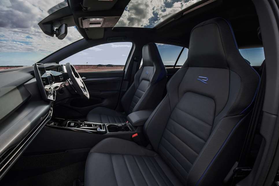 2025 Volkswagen Golf R Black Edition