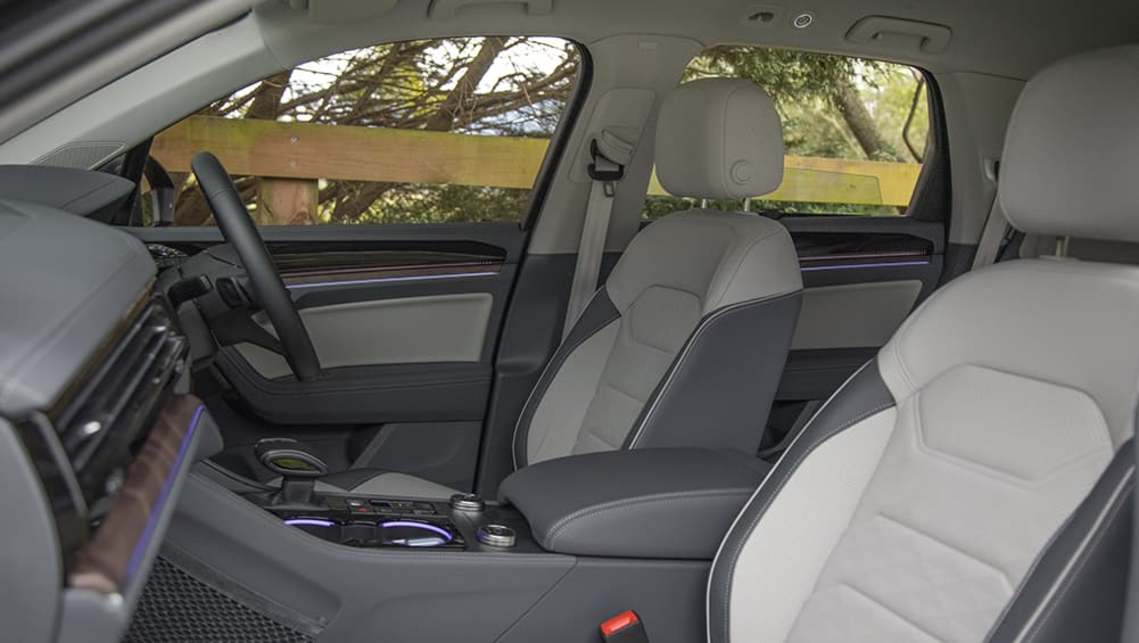 2025 Volkswagen Touareg 210TDI Elegance (image: Glen Sullivan)