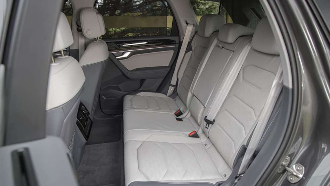 2025 Volkswagen Touareg 210TDI Elegance (image: Glen Sullivan)