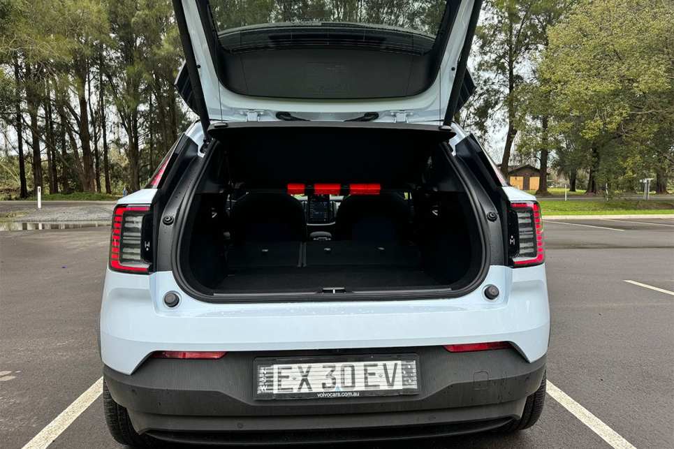 2025 Volvo EX30 Twin Motor Performance Ultra I Boot
