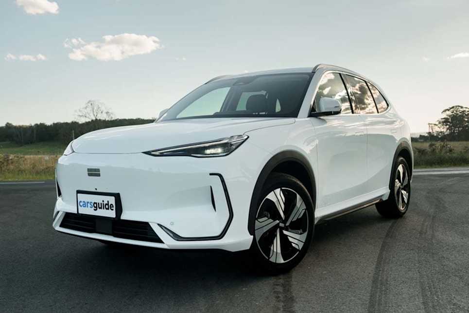 2025 Geely EX5 (image: John Law)
