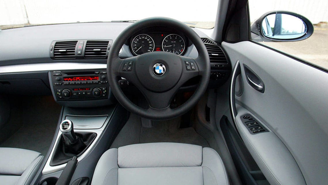 2005 BMW 120i