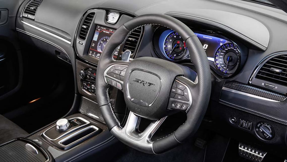 Share more than 139 chrysler srt interior best tnbvietnam.edu.vn