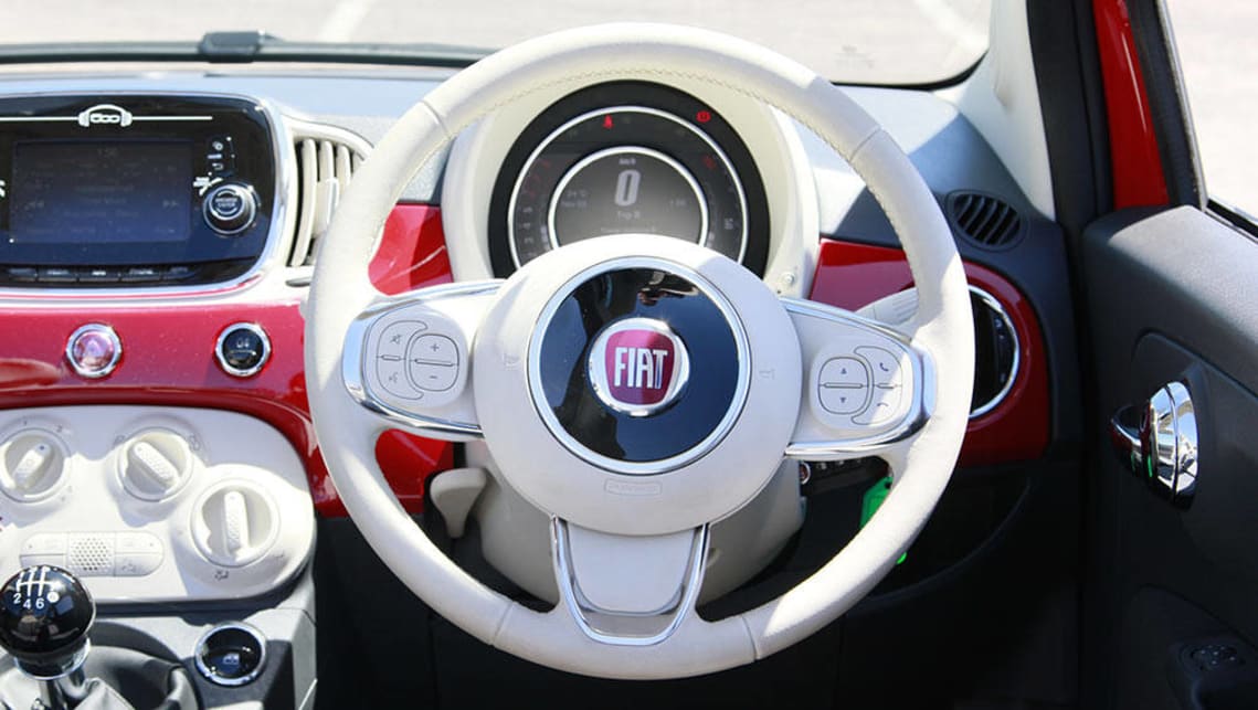 Fiat 500C Lounge manual 2016 review CarsGuide