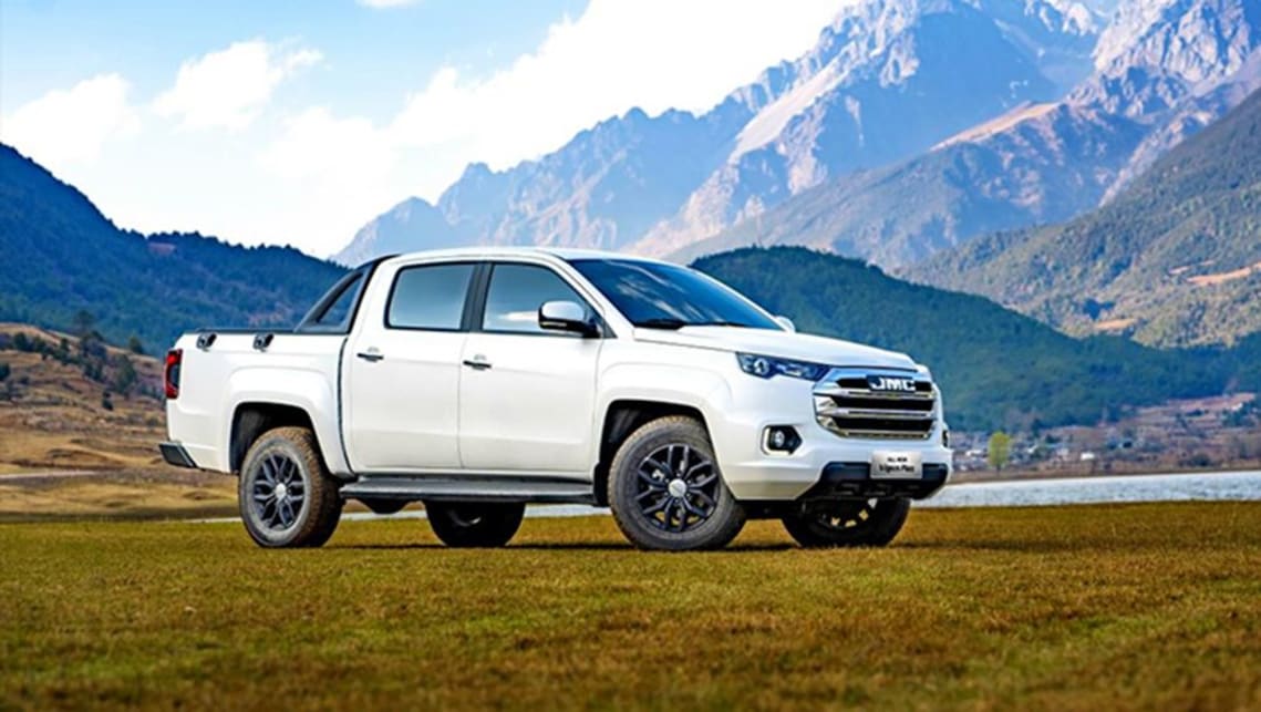 The JMC Vigus Plus is a dual-cab ute with a 2.0L EcoBoost turbo-diesel engine.