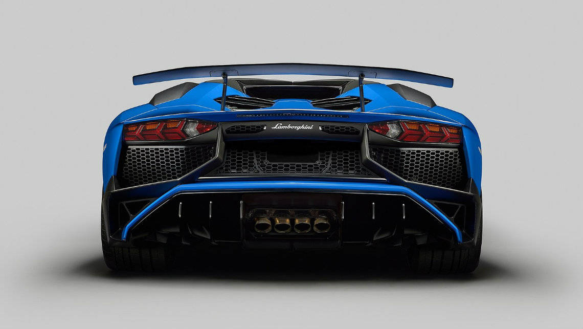 Lamborghini Aventador Lp 750 4 Superveloce Roadster Revealed