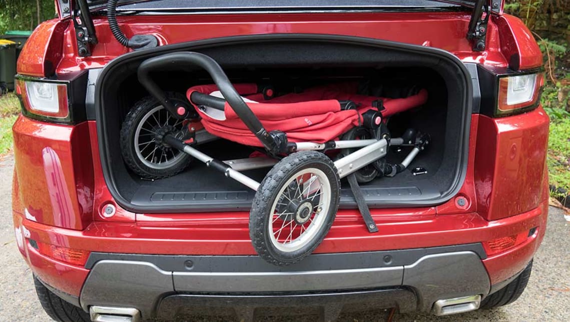 Range rover evoque boot space pram best sale