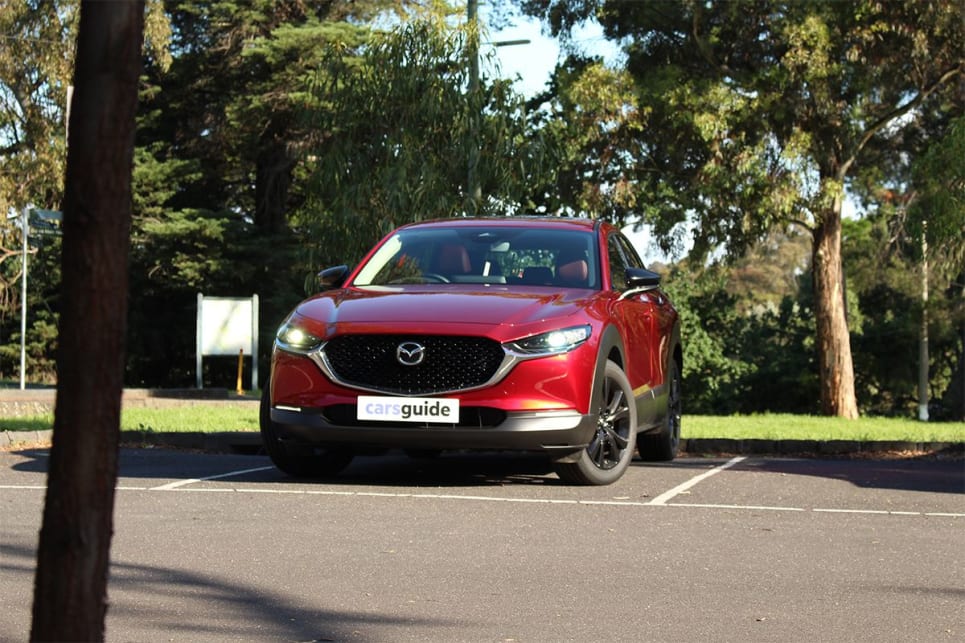Mazda’s 'Soul Red Crystal Metallic' is my favourite (relatively accessible) colour available on a new car - and one that swipes an extra $595 from one’s pocket when ticking the box. 