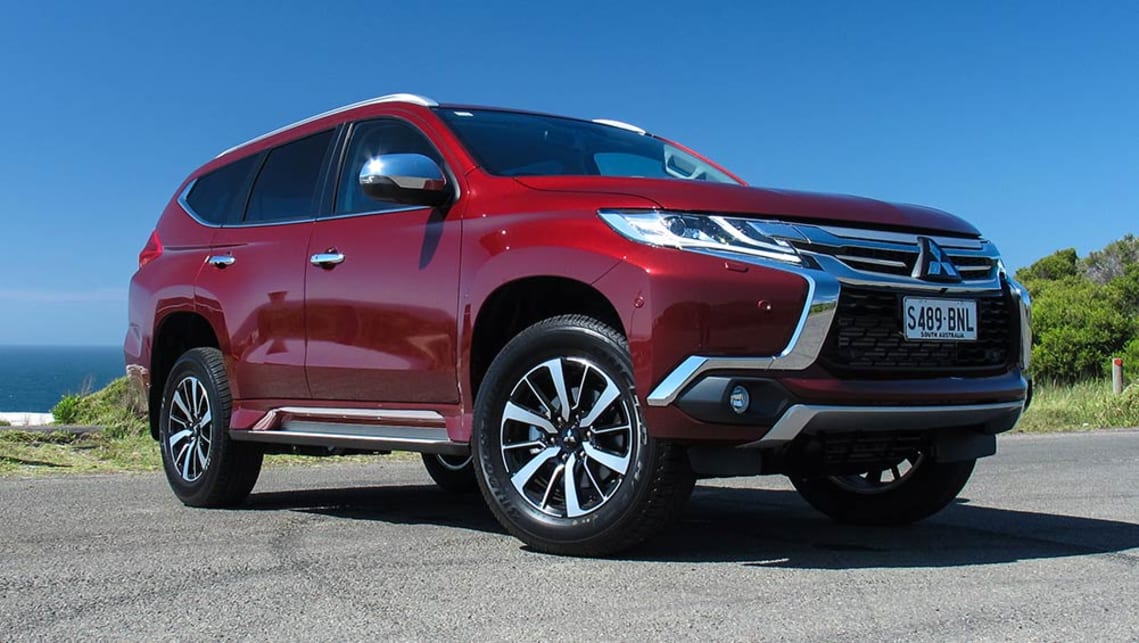 Mitsubishi Pajero Sport Exceed 7 seat 2017 review | CarsGuide