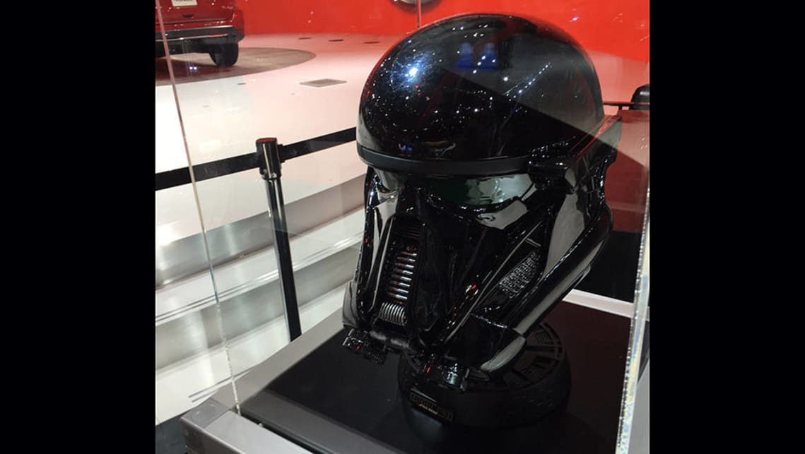 Nissan rogue one 2025 helmet