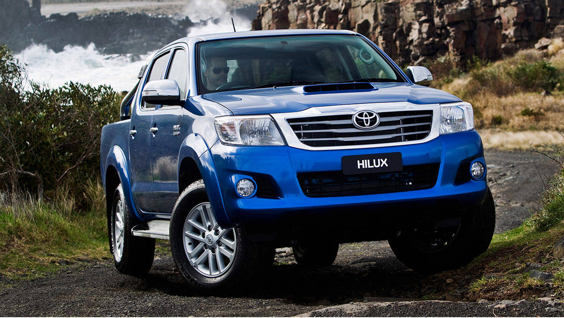 2014 Toyota Hilux SR5 4WD dual cab