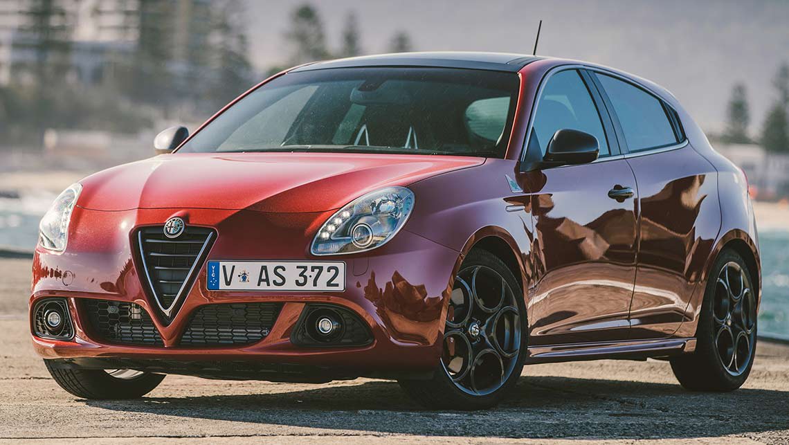 Alfa Romeo Giulietta Quadrifoglio Verde TBi - характеристики, фото, цена.