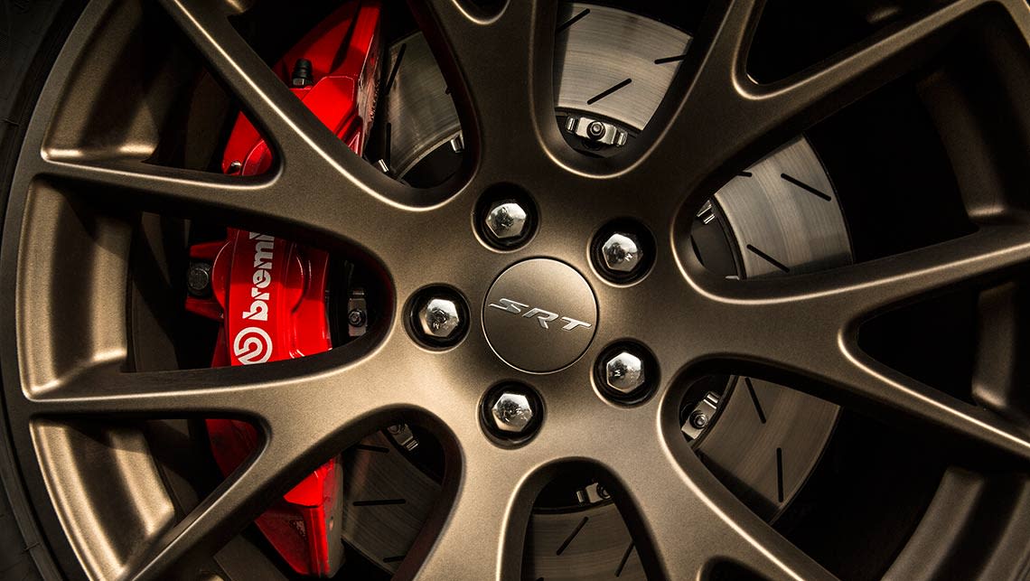 2015 dodge charger hellcat wheels deals