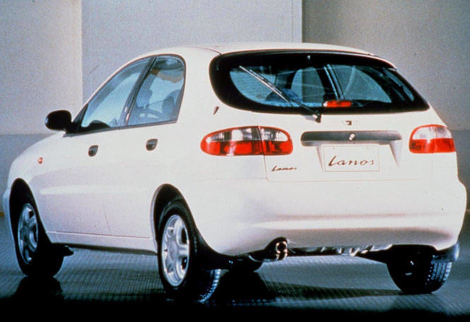 1997 Daewoo Lanos hatch 