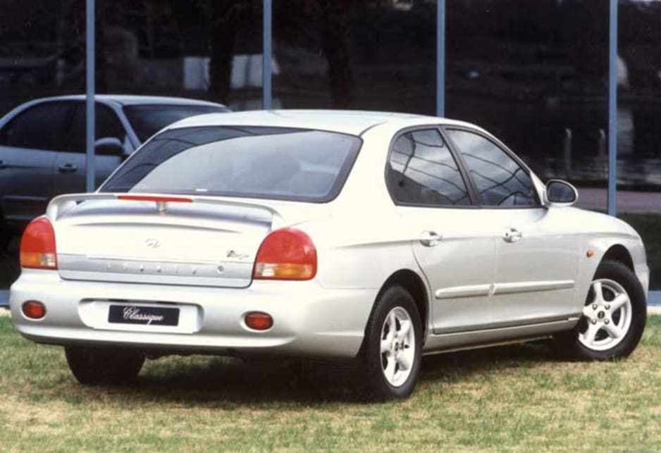 1999 Hyundai Sonata GLE Classique