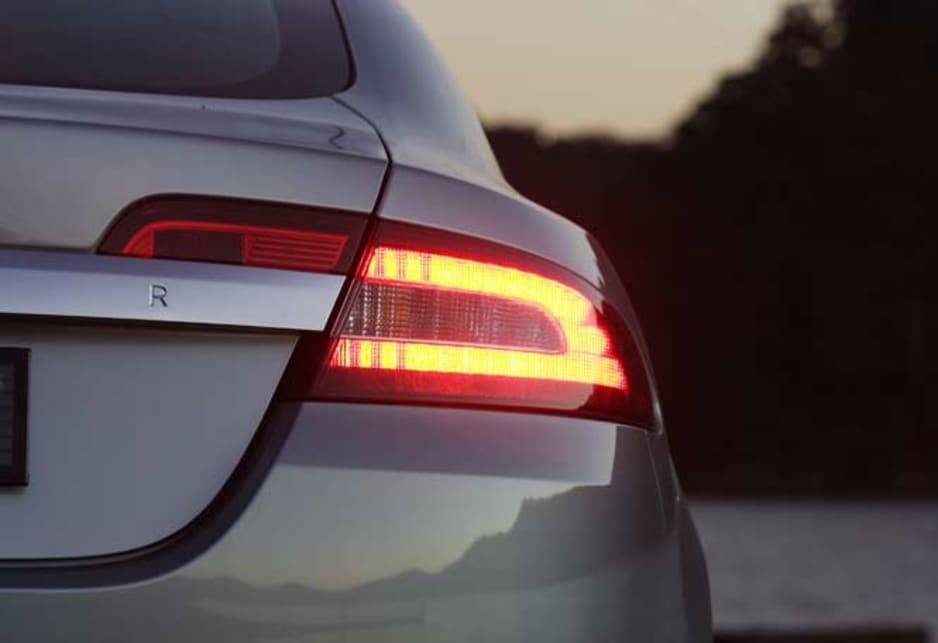 Jaguar XF Diesel - light night