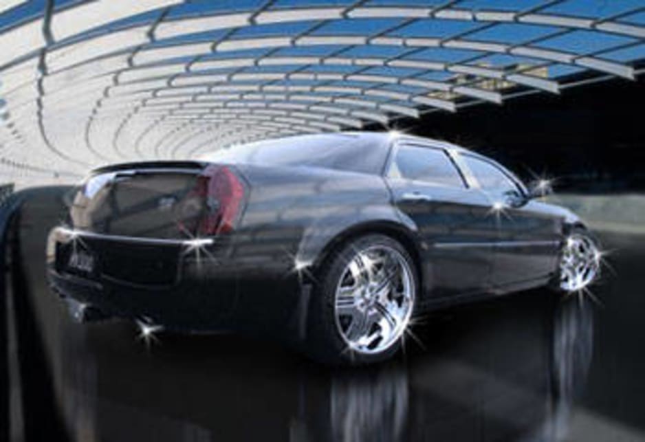 Chrysler 300C CRD SRT Design (2008) driven review
