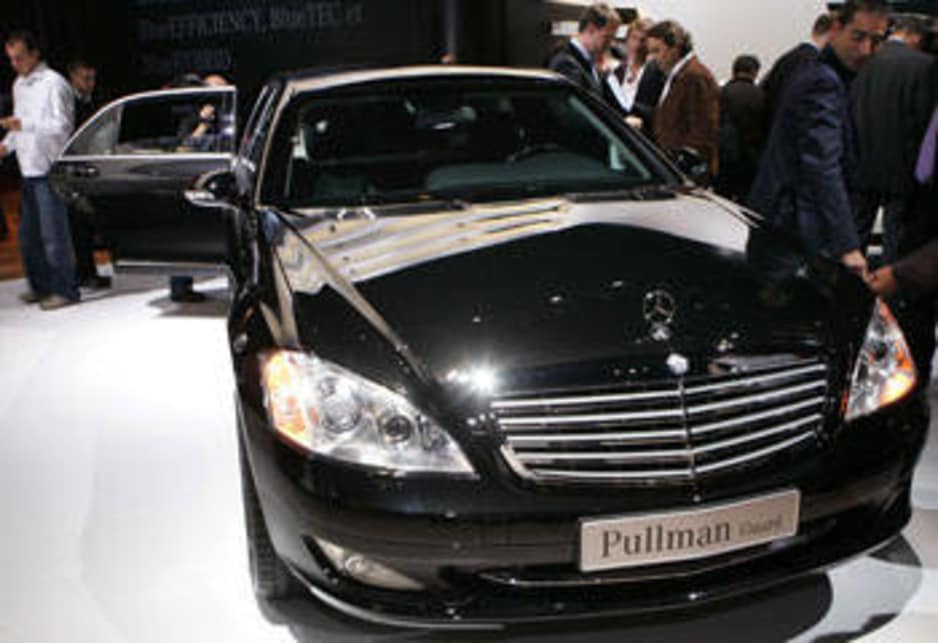 2008 Paris Motor Show: Mercedes Benz Pullman Guard