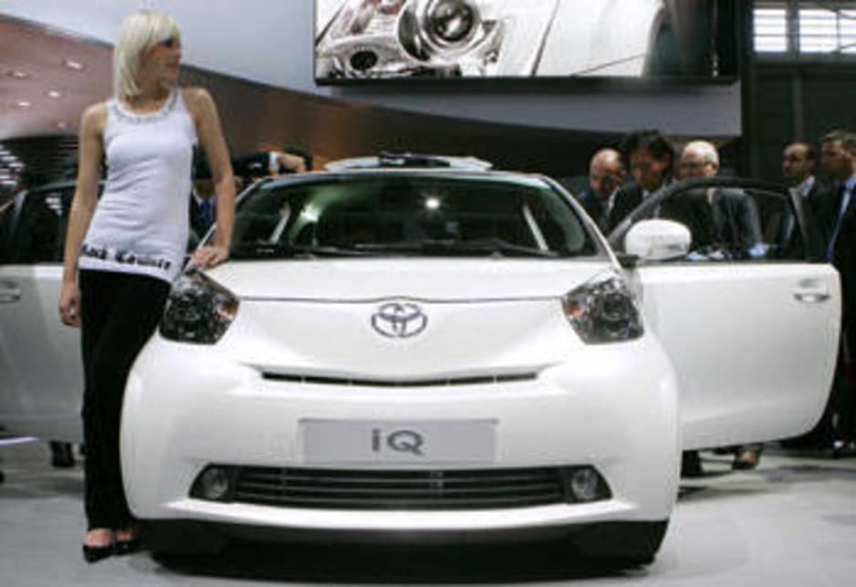 2008 Paris Motor Show: Toyota IQ