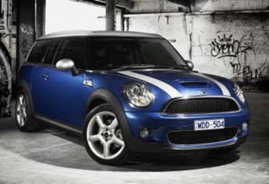 2008 MINI Clubman: Official Images Break Loose!