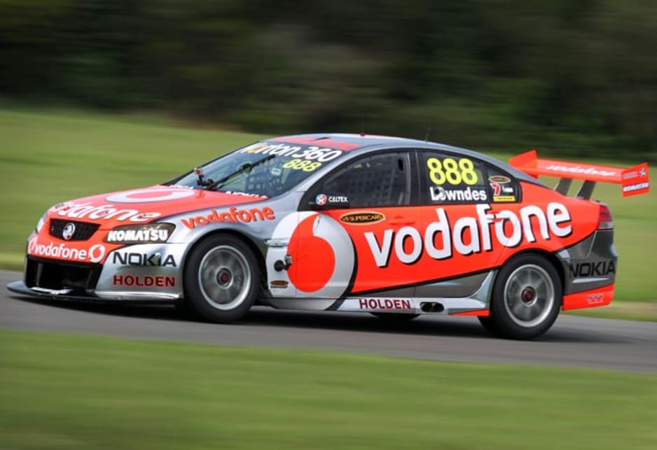 Clarkson takes to V8's - Car News | CarsGuide