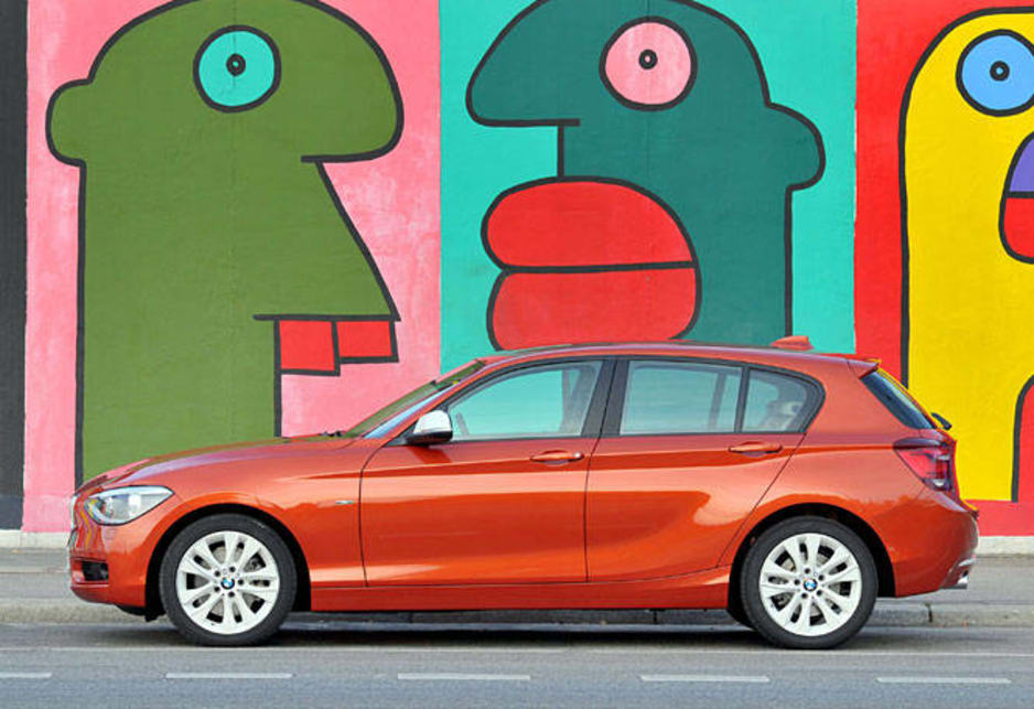 The Urban line of the BMW 1 Series is distinguished by its white and silver kidney grille and accents.